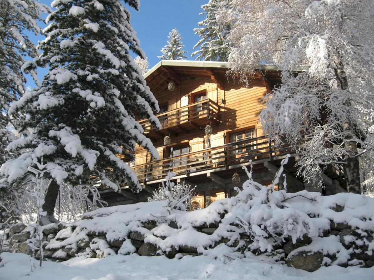 ヴァロルシーヌ ザ ゲスト ハウス Bed & Breakfast エクステリア 写真