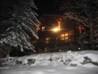 ヴァロルシーヌ ザ ゲスト ハウス Bed & Breakfast エクステリア 写真
